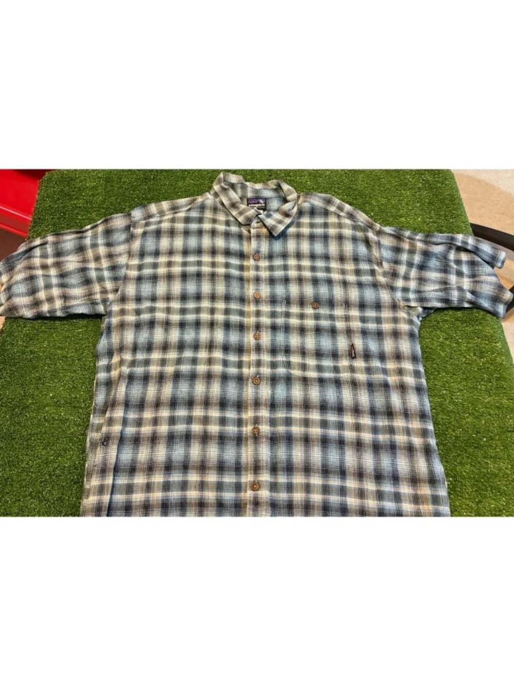 Patagonia shirt mens XL blue gray short sleeve plaid hiking outdoor pocktets - Picture 8 of 14